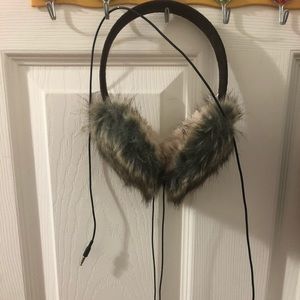 Fuzzy earmuff headphones